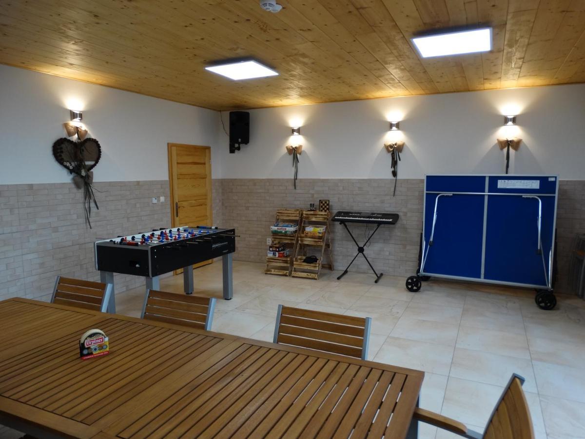 טרצ'ובה Apartmany Pod Rozsutcom - Zatkov Dvor - Prijazd Do Ubytovania Autom S Pohonom 4X4 מראה חיצוני תמונה